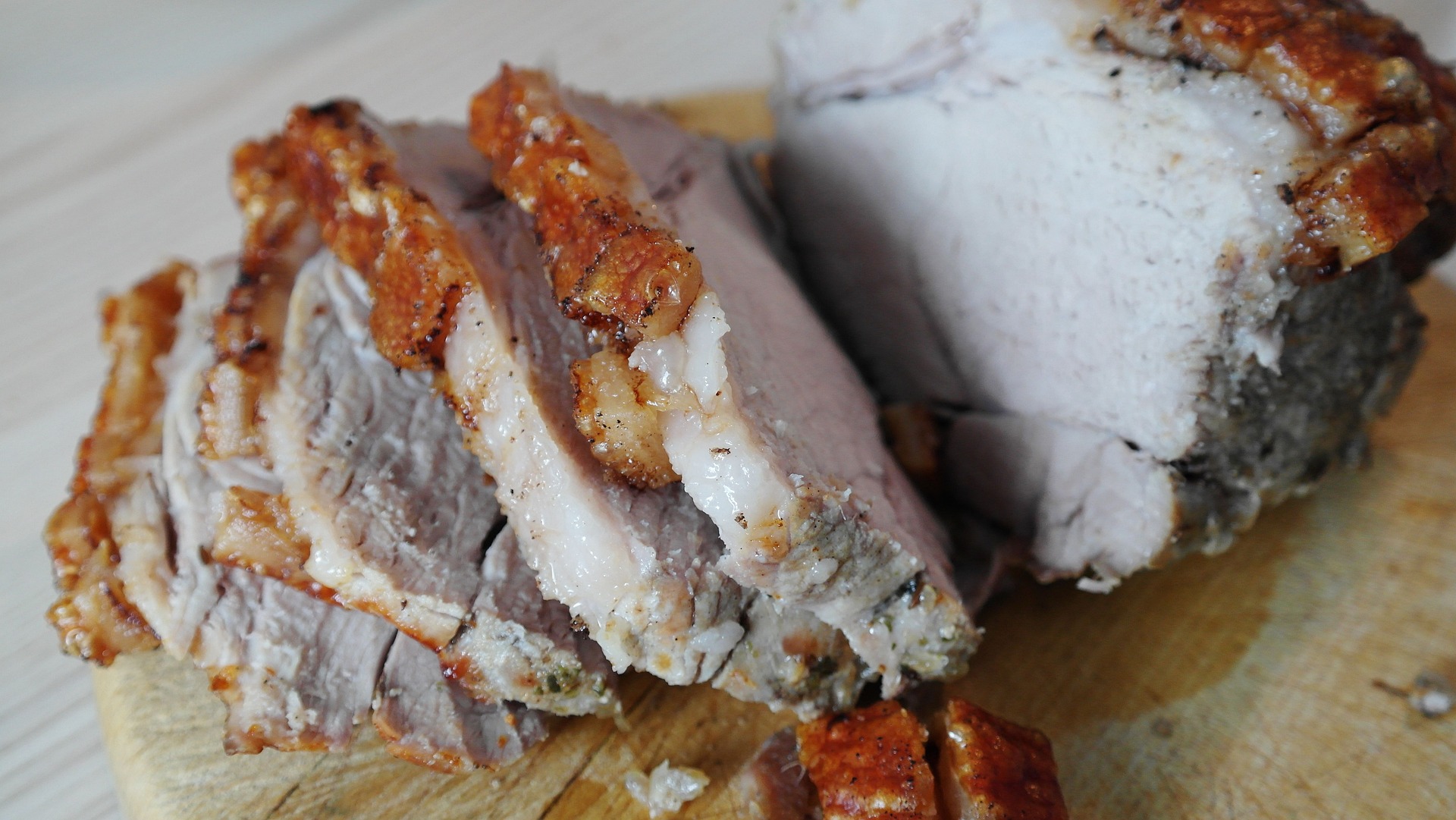 Die Tradition des Sonntagsbratens: Ein kulinarisches Erbe durch die Jahrhunderte
